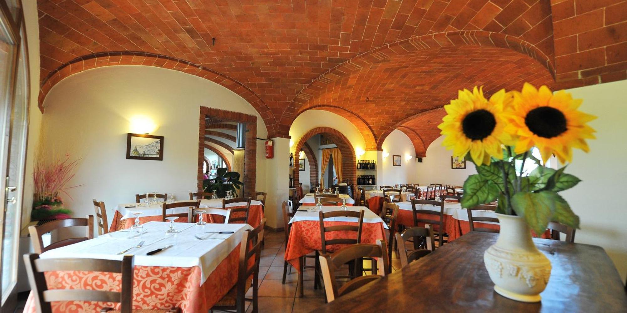 Albergo La Foresteria Bettolle Buitenkant foto