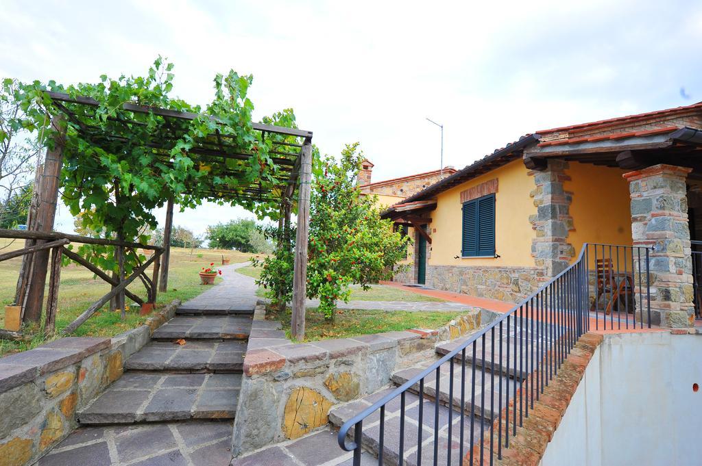 Albergo La Foresteria Bettolle Buitenkant foto