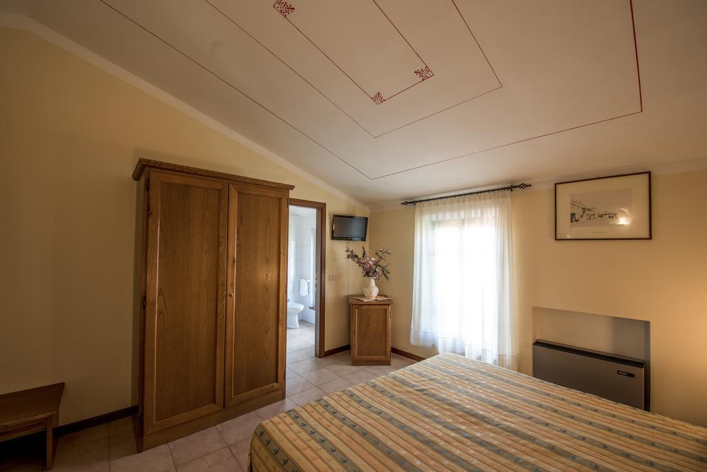 Albergo La Foresteria Bettolle Buitenkant foto