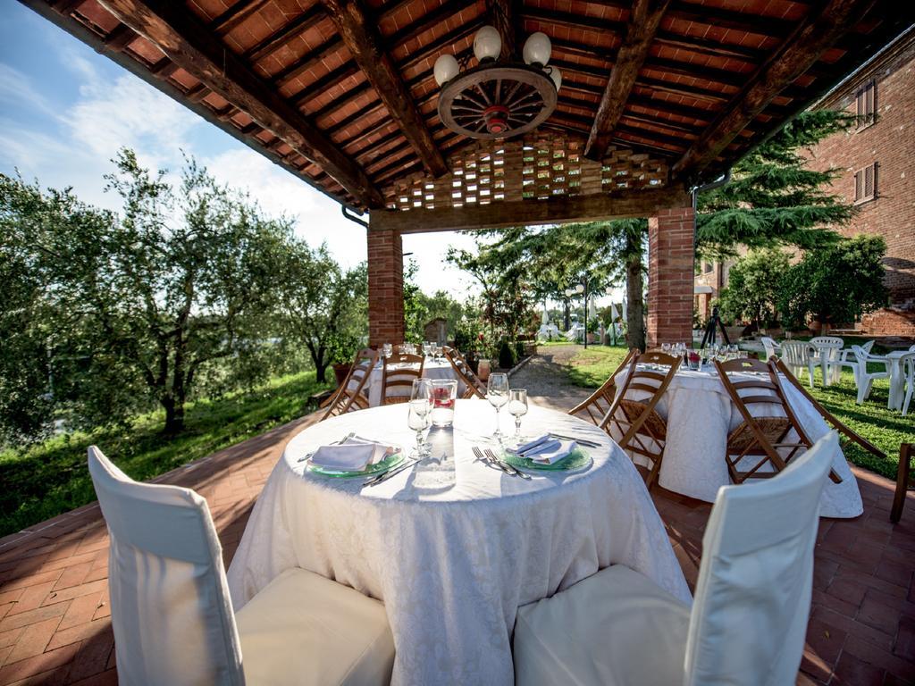 Albergo La Foresteria Bettolle Buitenkant foto