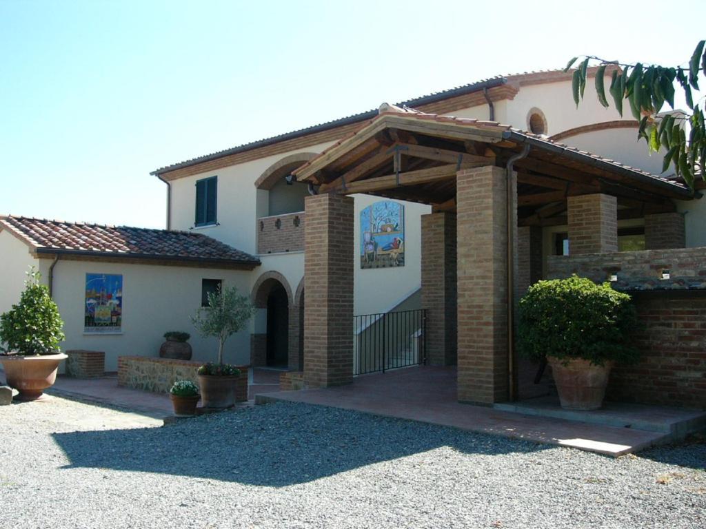 Albergo La Foresteria Bettolle Buitenkant foto